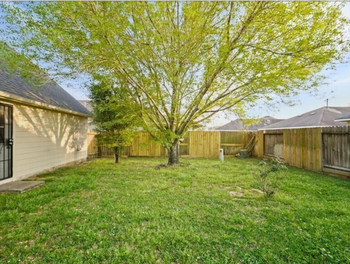 Foto del edificio - 7311 Kransburg Ranch Dr