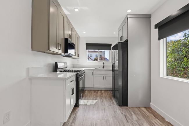 Building Photo - 2511 Pennsylvania Ave