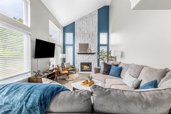 Building Photo - 51897 Huntley Ave