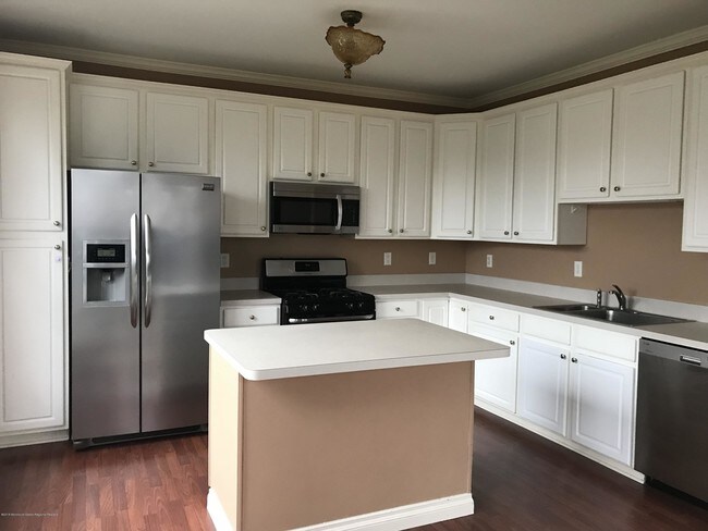 Foto del edificio - 596 St Andrews Pl