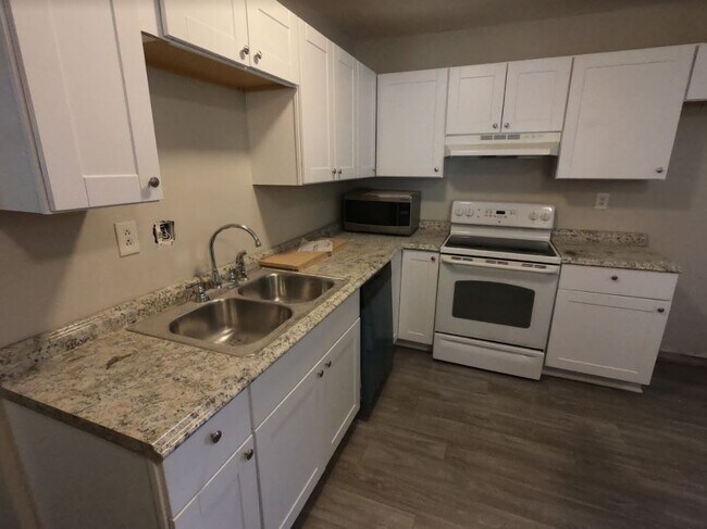 Kitchen - 317 E Jerald St