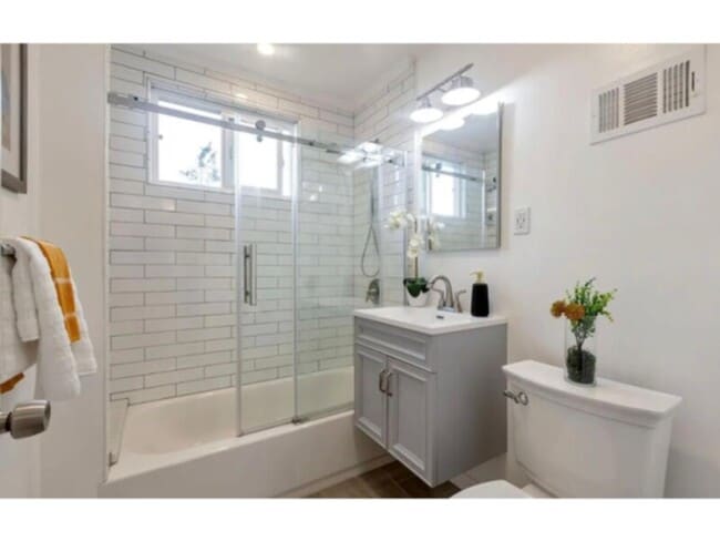 Building Photo - 3 Bedroom 2 Bathroom for Rent