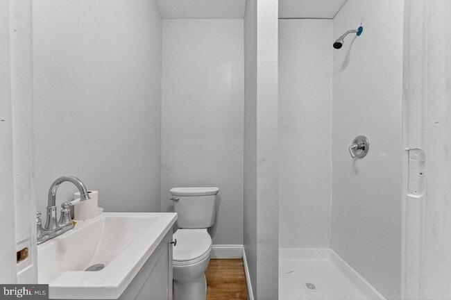 Building Photo - 11 N Willow St