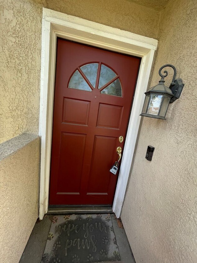 Great Woodbridge Townhome!! - Great  Woodbridge Townhome!!
