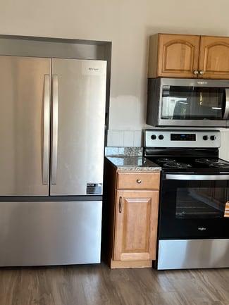 Building Photo - 38 London St