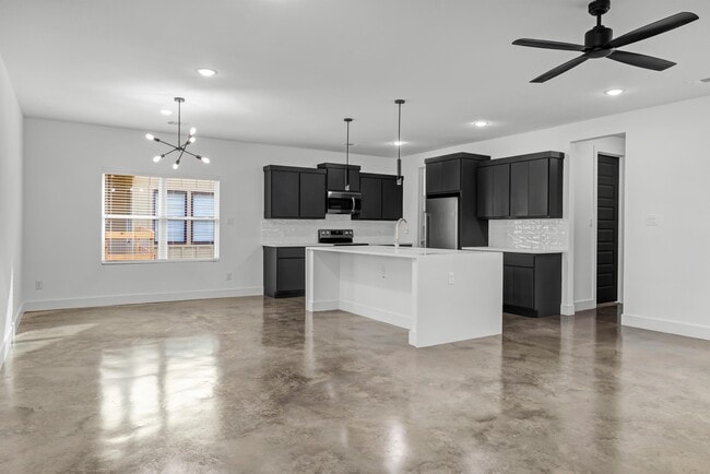 Building Photo - 3012 Alpha Ct