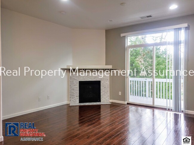 Foto del edificio - 13620 SW Rosemary Ln