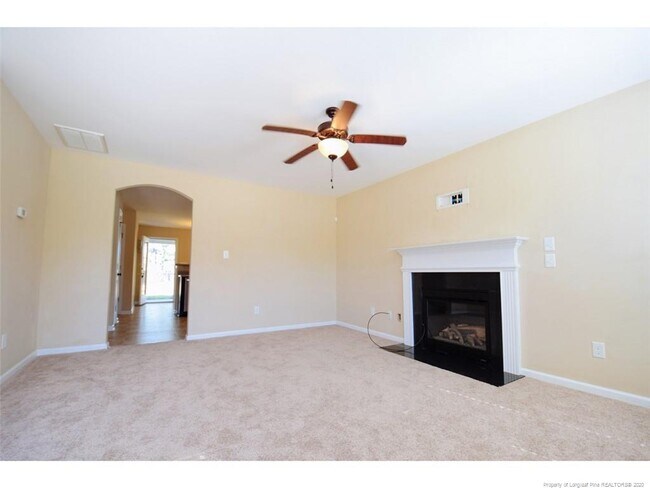 Building Photo - 239 Angel Oak Dr