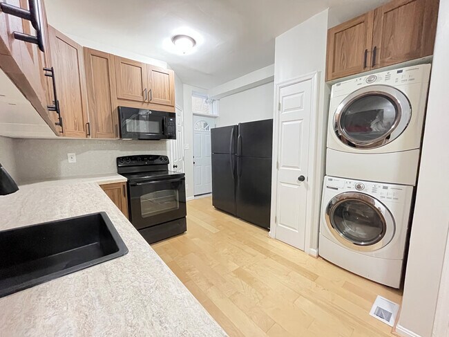 Kitchen - 2016 McElderry St