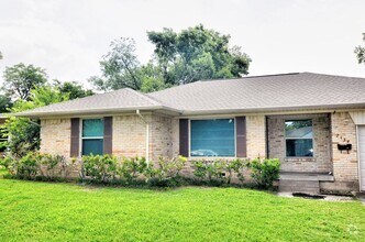 Building Photo - 2434 Dunloe Dr