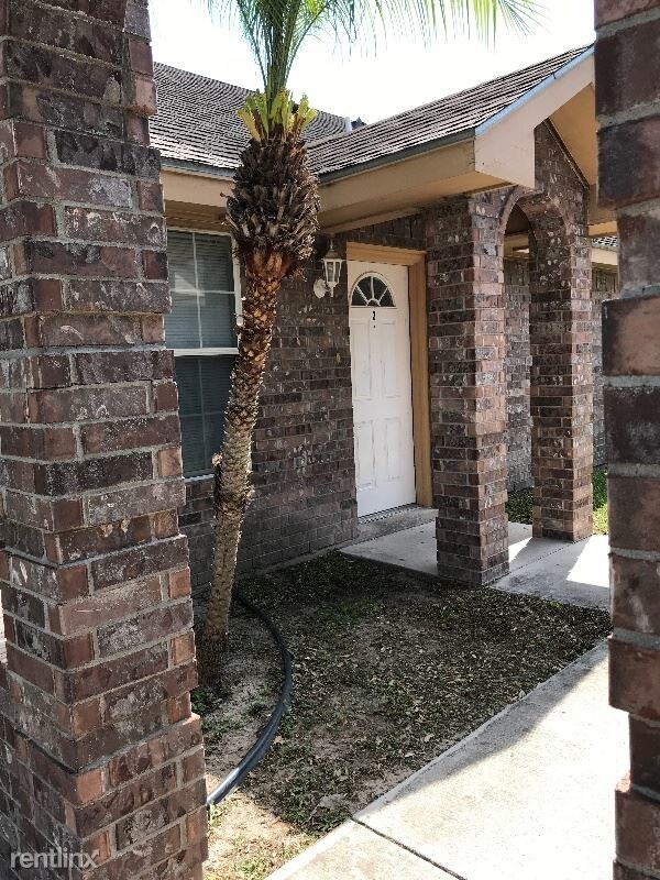 Primary Photo - 2013 Aruba Dr