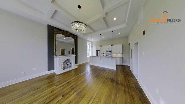 Building Photo - 814 Cathedral St