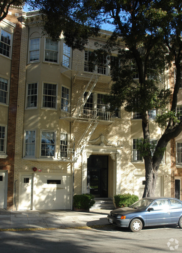 Building Photo - 2150 Fell St