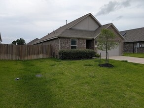 Building Photo - 7020 Terra Ln