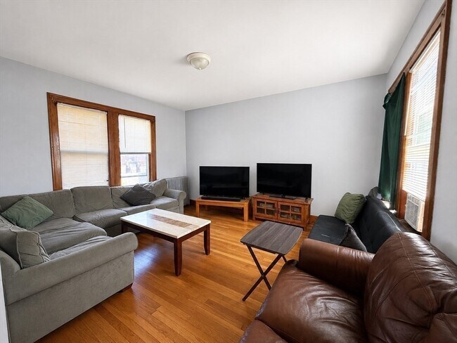 Foto del edificio - 1 Adirondack Pl