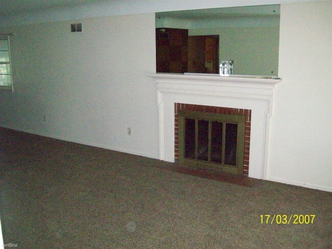 Building Photo - 3726 Norwood Dr
