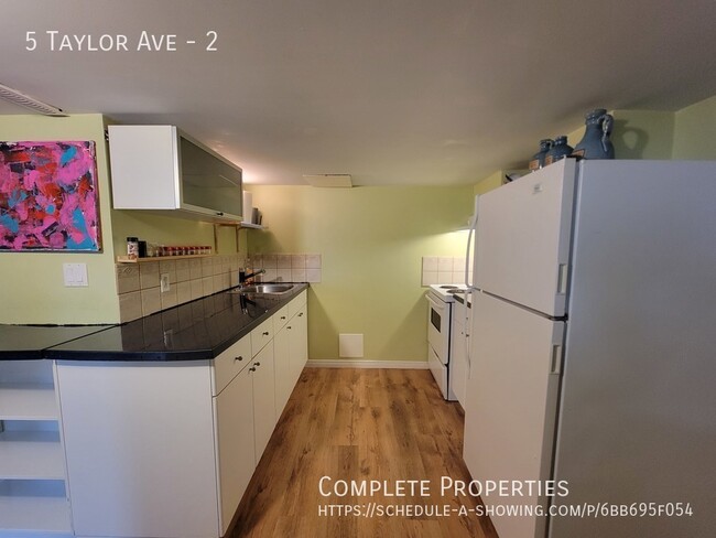 Building Photo - ALL INCLUSIVE 1 Bedroom with parking and o...