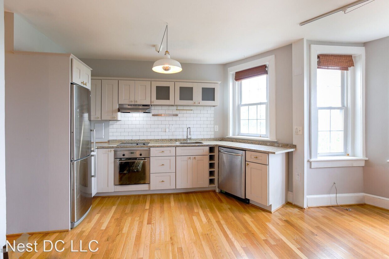 Foto principal - 1125 Maryland Ave NE