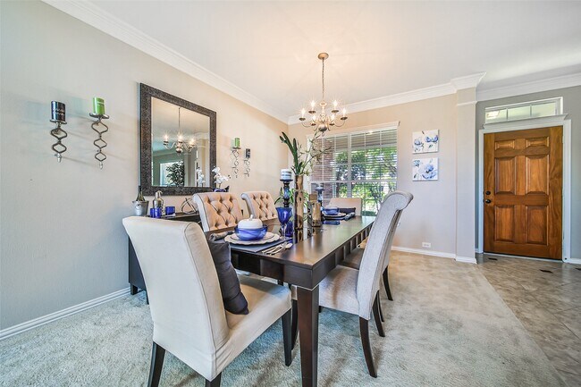 Building Photo - 16015 Portmanshire Ln