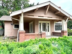 Building Photo - 2835 SE Harrison St