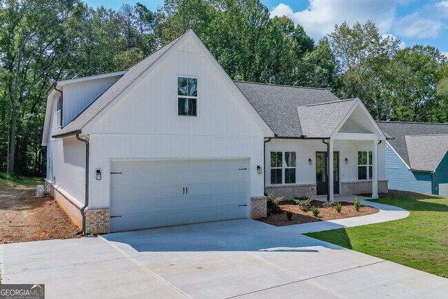 Foto del edificio - 125 Rains Rd