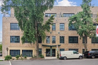 Building Photo - 1701 Kalorama Rd NW