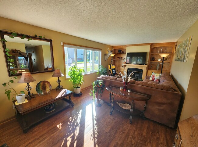 Foto del edificio - 210 NE 12th Street Pl