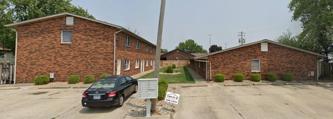 Building Photo - 185 Parkview Dr