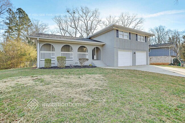 Building Photo - 3082 Donavan Way