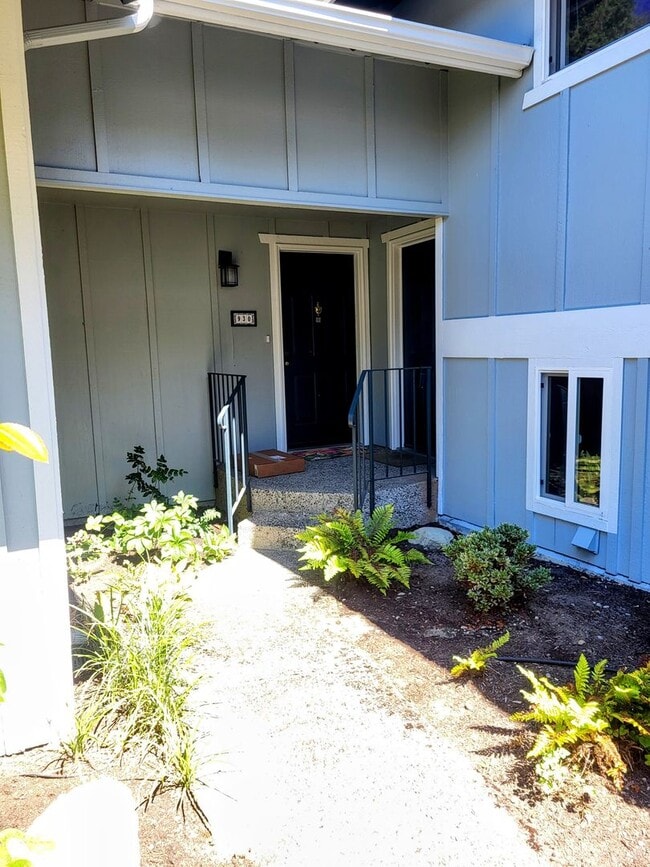 Photo - Bainbridge Townhouse with garage