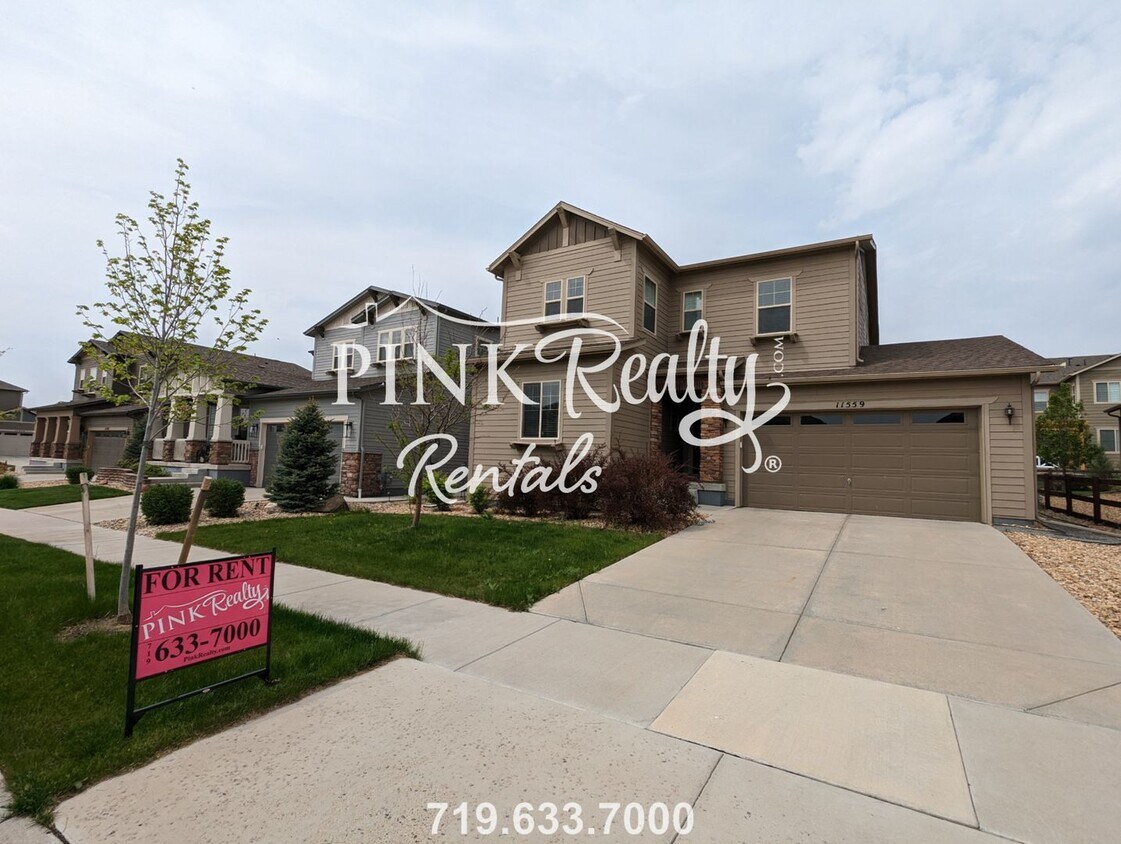 Stunning 3 Bed in the Heirloom Community! House for Rent in Parker