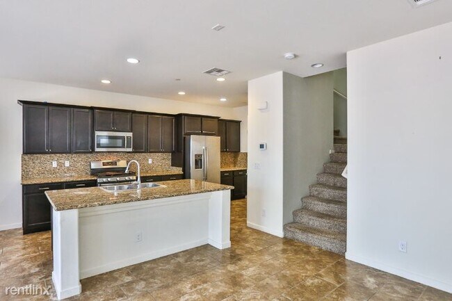 Building Photo - 4 br, 2.5 bath House - 1122 Bradley Bay Ave
