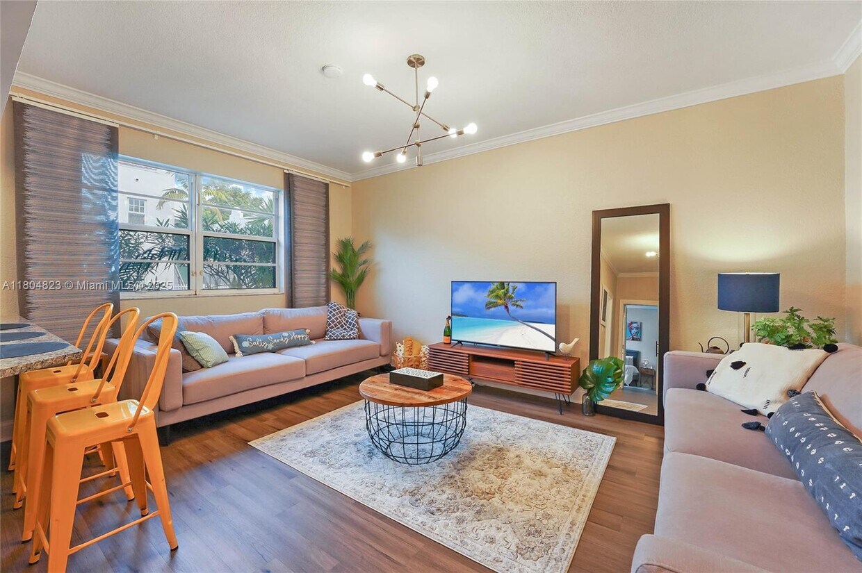 Foto principal - 359 Meridian Ave