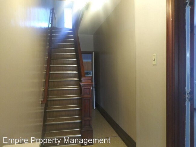 Building Photo - 4 br, 2 bath House - 610 Bishopthorpe Avenue