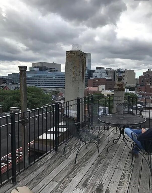 Foto del edificio - 19 Revere St