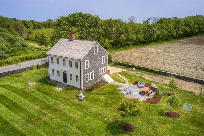 Building Photo - 148 Fogland Rd