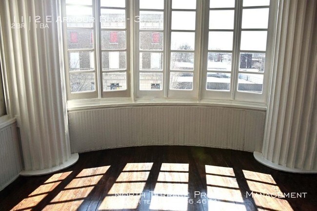 Foto del edificio - 1112 E Armour Blvd - 3 - 2 beds, 1 full bath