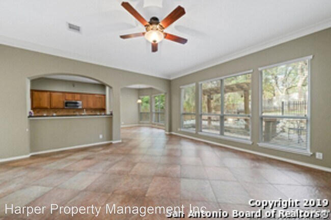 Building Photo - 4 br, 3 bath House - 614 Cypress Trail