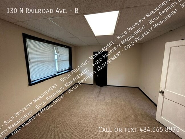 Building Photo - 130 N Railroad St