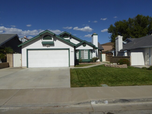 Foto del edificio - Single Story 2 Bedroom Home in Castaic!