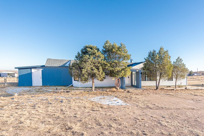 Building Photo - 20945 Via Duran Point