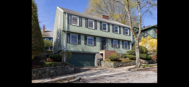 Foto del edificio - 100 Wildwood Ave