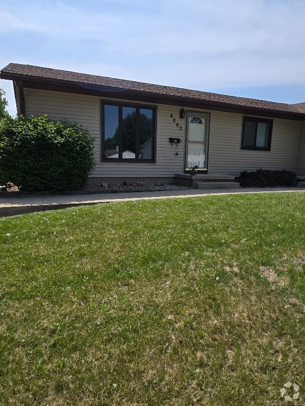 Building Photo - 4002 Southlawn Rd
