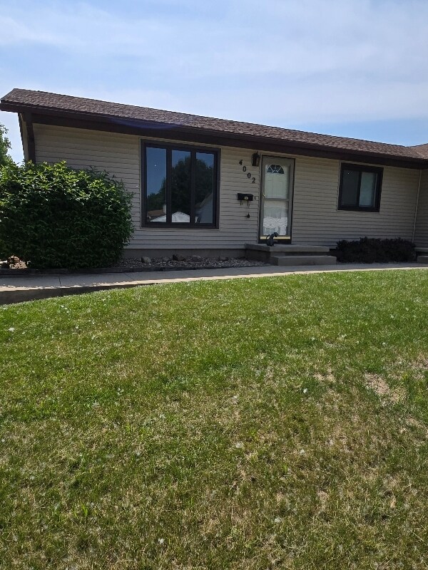 Foto principal - 4002 Southlawn Rd