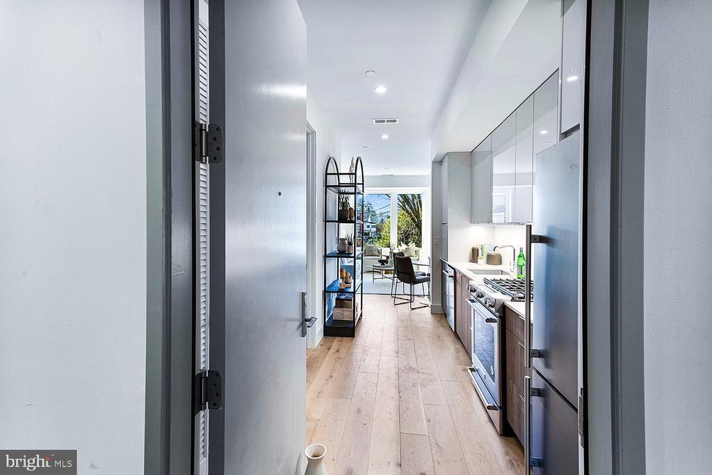 Foto principal - 4804 Georgia Ave NW