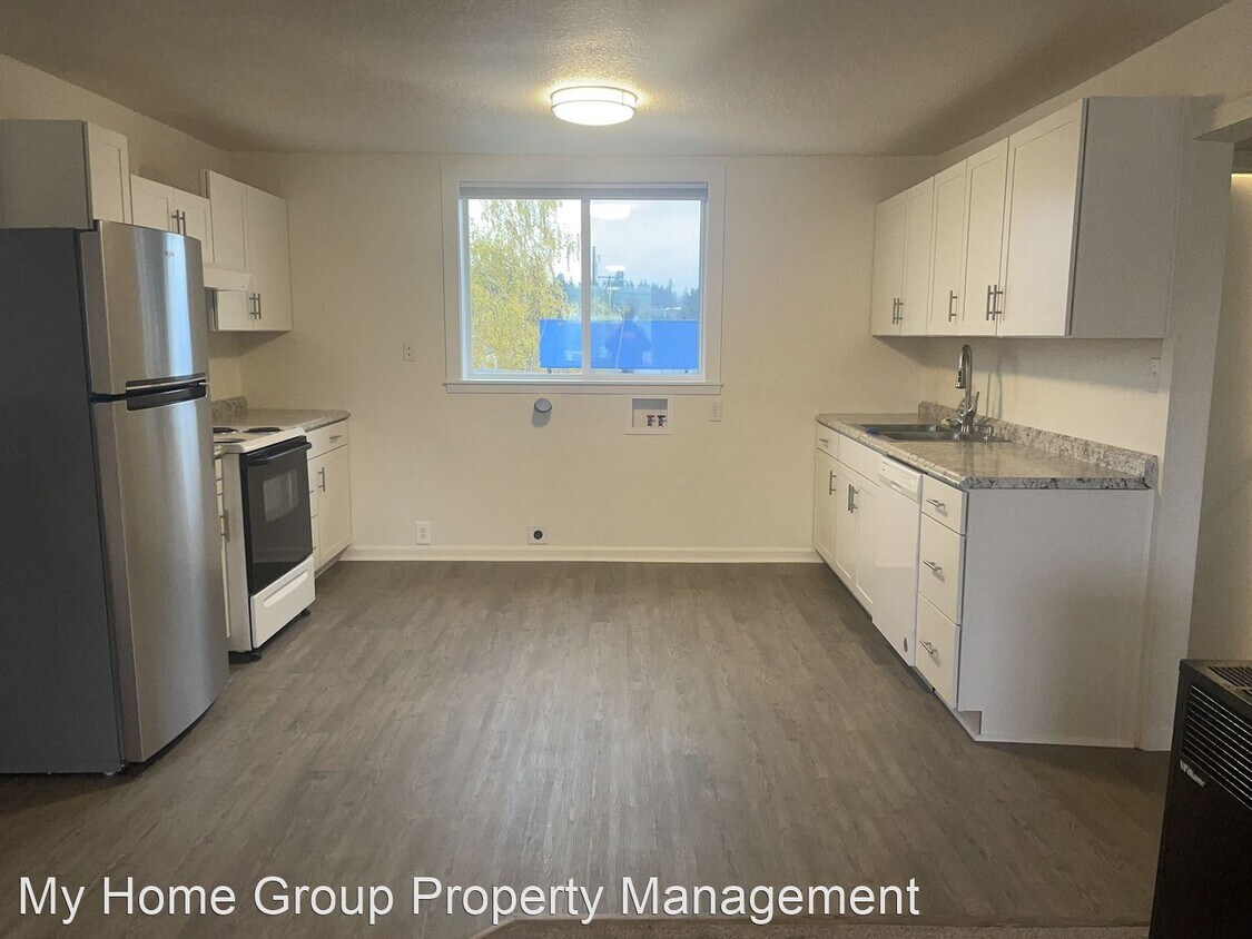 3 br, 1 bath House 111 Binghampton St Su... House Rental in Rainier, WA