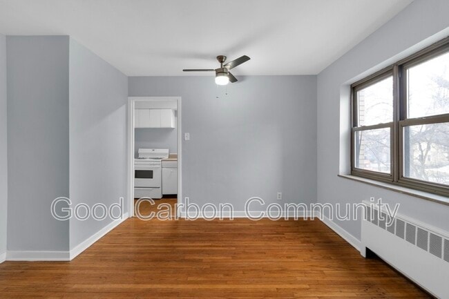 Building Photo - 277 Linwood Ave