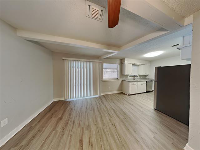 Building Photo - 4125 Shagbark St