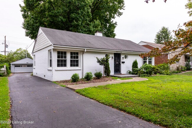 Foto del edificio - 2512 Gardiner Ln