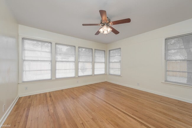 Building Photo - 4 br, 3 bath House - 708 Broadmoor Dr